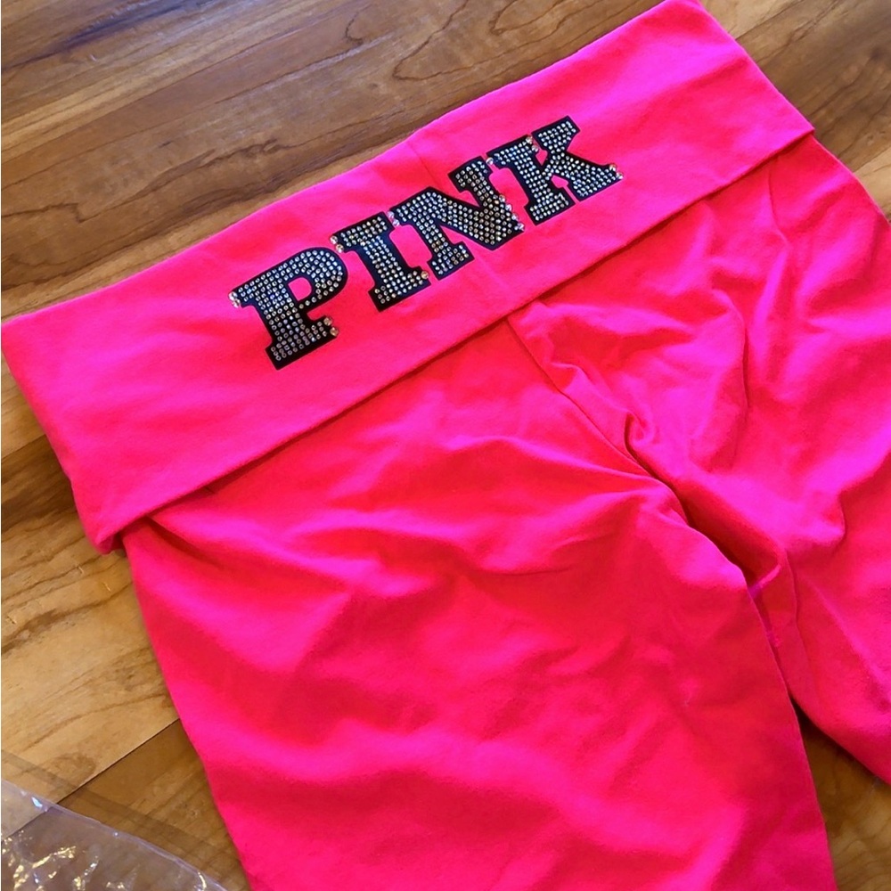 Victoria’s Secret PINK Bling Yoga Capri Leggings Hot Pink Fold Over NWT - Picture 5 of 8